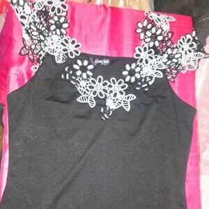 CHICME black white dress shirt  medium